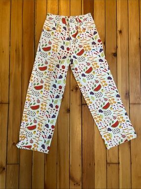 Fruit pants! Picnic pants! Lisa says gah